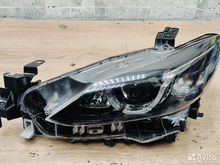 Название:Фара левая Mazda 6 GJ рест AFS GMG951041E