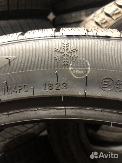 Grenlander IceHawke II 275/40 R22 107H