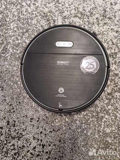 Робот пылесос scarlett