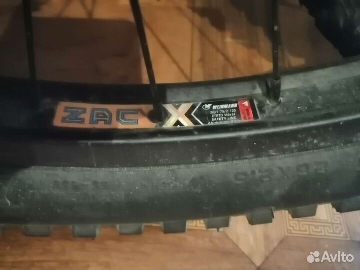 Колеса 26 Weinmann Zacx Maxxis Minion