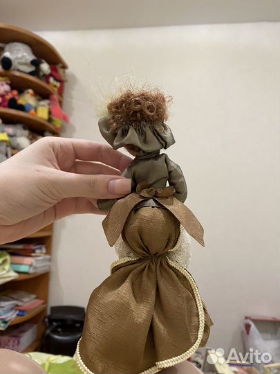 Фарфоровая кукла коллекционная