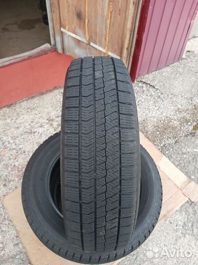 Bridgestone Blizzak VRX2 165/65 R14