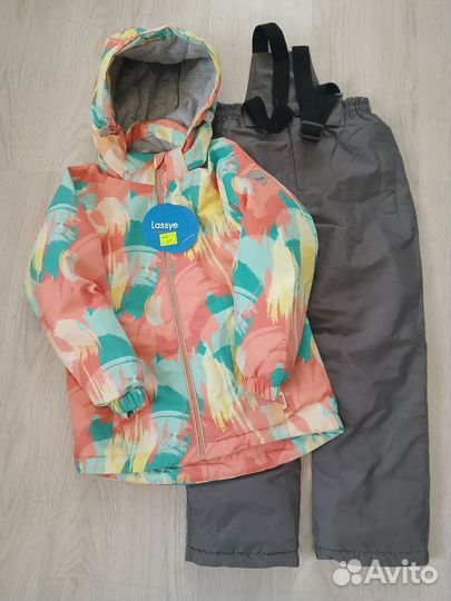 Демисезонный костюм на девочку