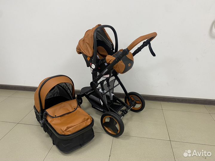 Новая Коляска 3в1 эко кожа в наличии