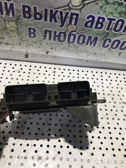 Блок управления двигателем Mitsubishi Outlander