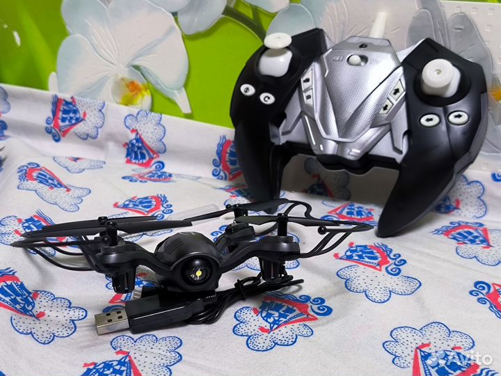Дрон Квадрокоптер Малыш