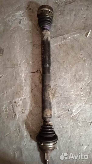Полуось передняя правая Volkswagen Passat B5 8L1