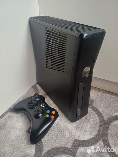Xbox 360 прошитый freeboot 48 игр