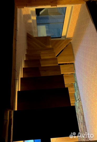 Лестница в дом или квартиру