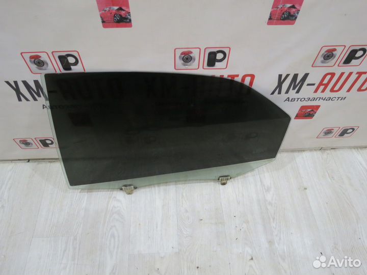 Стекло двери заднее левое Kia Rio 3