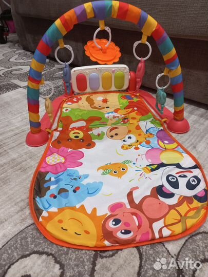 Развивающий коврик с пианино