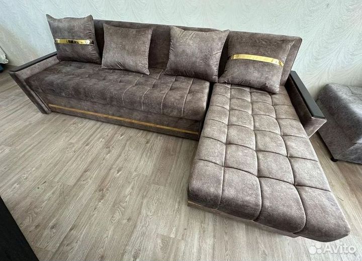 Угловой диван раскладной в наличии не б/у