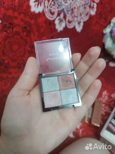 Набор косметики пакетом