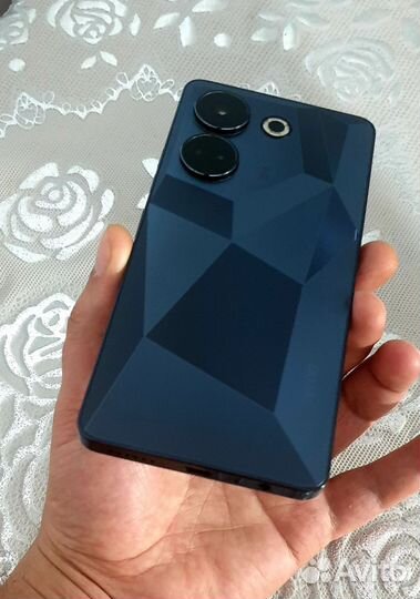 TECNO Camon 20 Pro, 8/256 ГБ