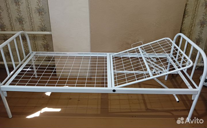 Медицинская кровать