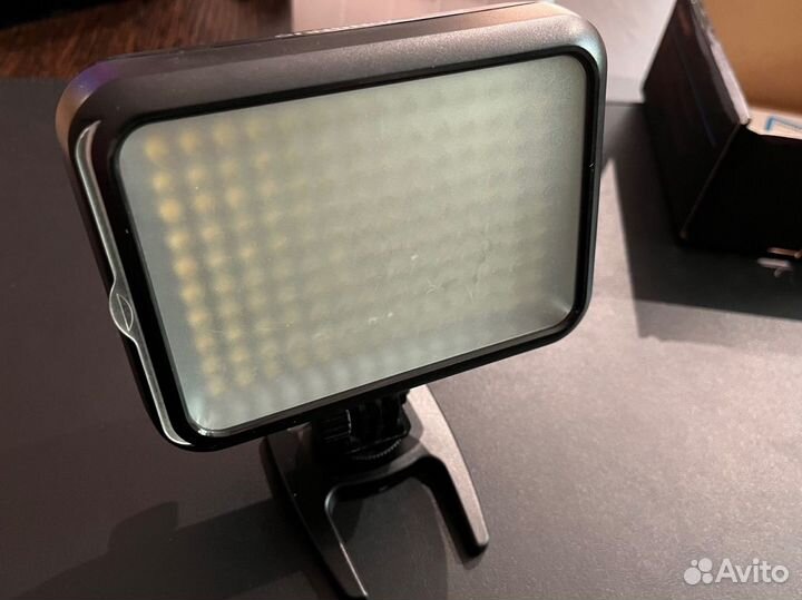 Накамерный свет Yongnuo YN1410 «Как новый»