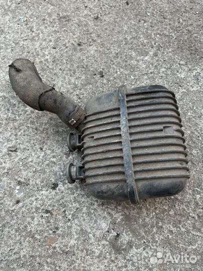 Резонатор воздушного фильтра audi a5