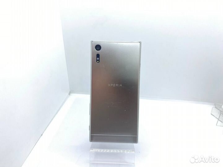 Sony Xperia XZ, 3/32 ГБ