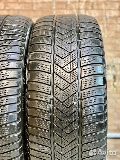 Pirelli Winter Sottozero 3 245/40 R20