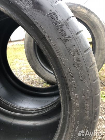 Michelin Pilot Super Sport 295/35 R20