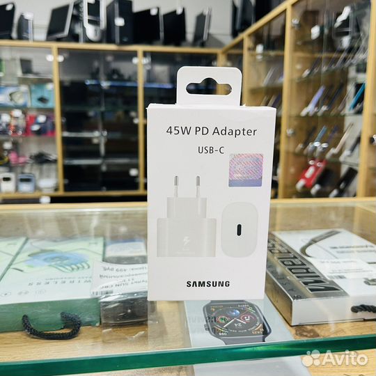 Сетевое зарядное устройство Samsung EP-TA845 белый