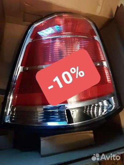 Задняя левая фара opel zafira B