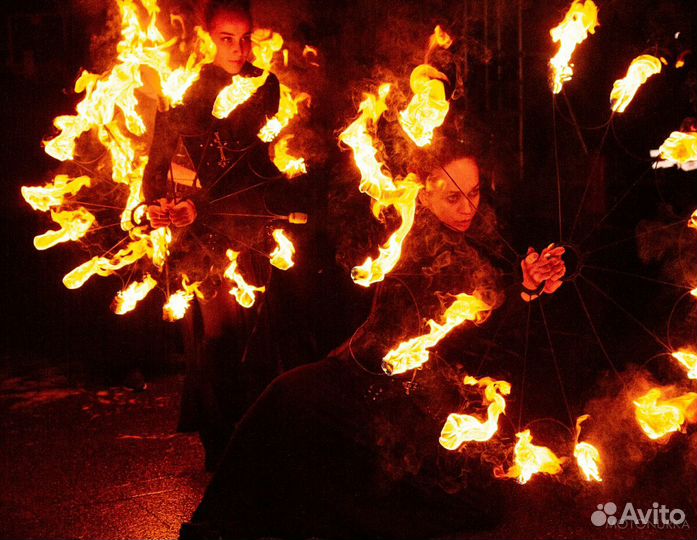 Огненное шоу, фонтаны на свадьбу (фаер шоу)