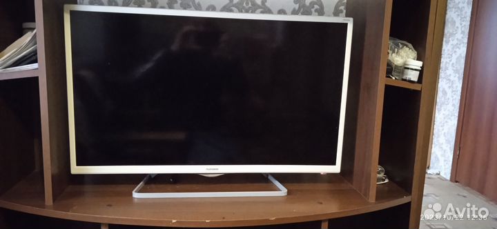 Телевизор на запчасти