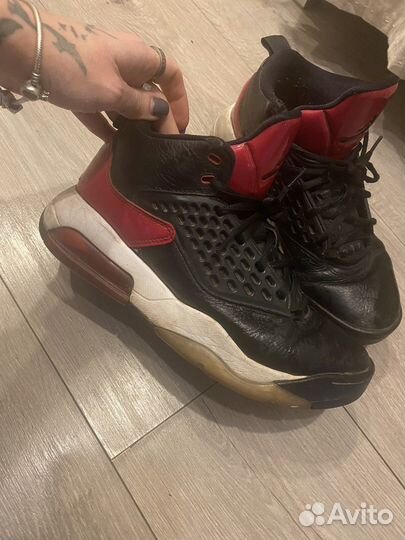 Кроссовки jordan оригинал 40