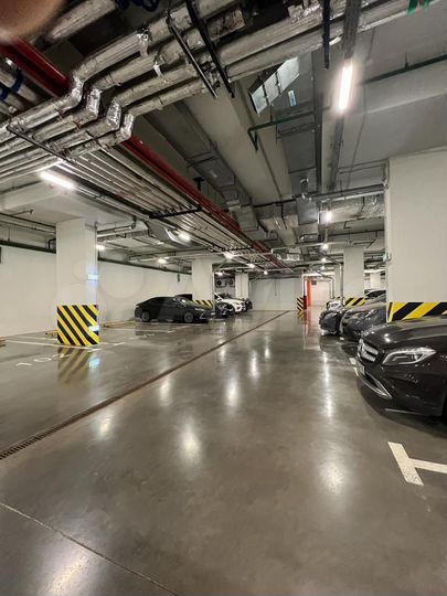 Машиноместо, 13 м²