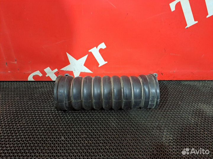 Патрубок интеркулера