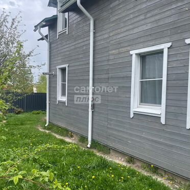 Дом 191 м² на участке 8,5 сот.