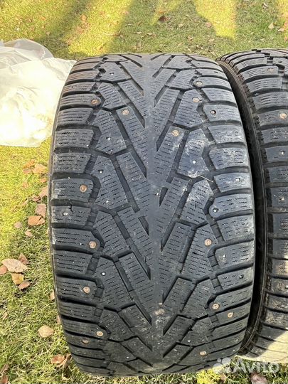 Pirelli Ice Zero 295/40 R21