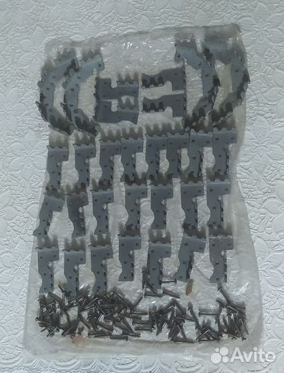 Шипы для ботинок с винтами