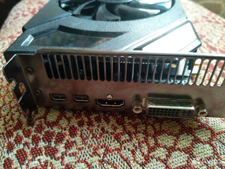 Gigabyte geforce 9600 GT 512 Видеокарта