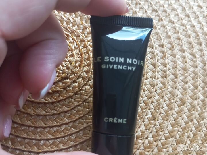 Givenchy le soin noir крем для лица 7мл