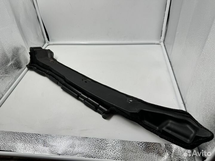 Пыльник левого крыла Prado 150 Lexus GX460