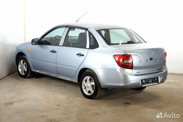 LADA Granta 1.6 МТ, 2013, 146 200 км