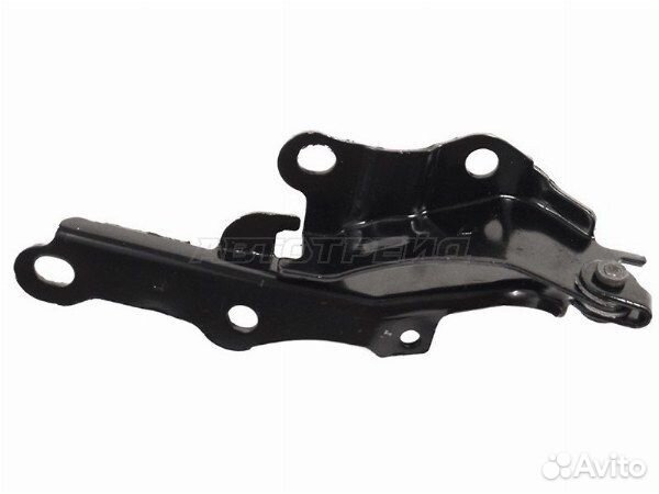 Петля капота