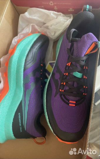 Беговые кроссовки Saucony Endorphin