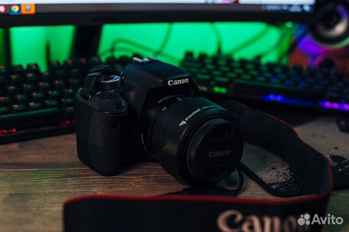 Фотоаппарат Canon 600D