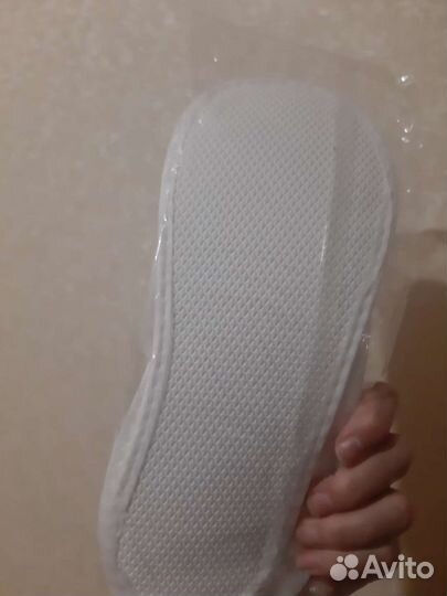 Тапочки одноразовые флизелиновые