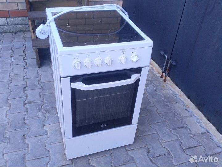 Стиральная машина с вертикальной загрузкой