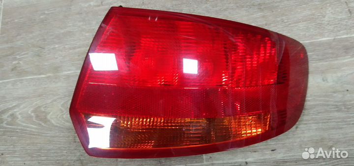 Фонарь задний наружный Audi A3 II (8P) Рестайлинг
