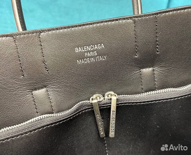 Сумка Balenciaga Bel Air Carry All