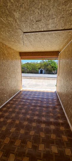 Торговая площадь, 36 м²