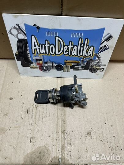 Кнопка багажника Audi 80 B3 1991 г