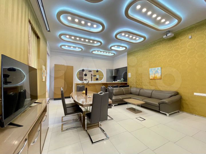 2-к. квартира, 60 м², 7/13 эт.