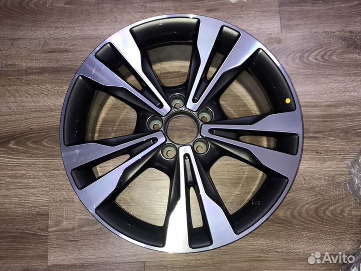 Диск Mercedes V class V447 7.5Jx18 Et52