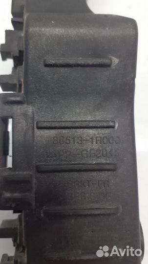 Кронштейн бампера переднего левый Хундай Солярис